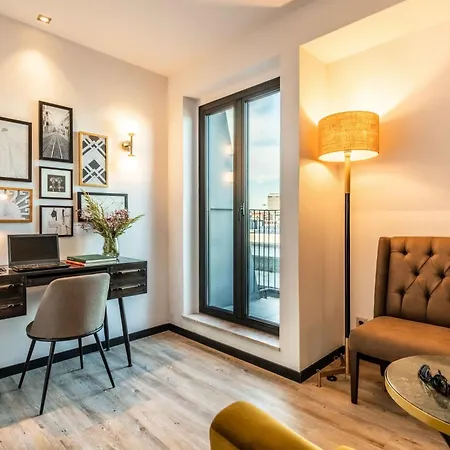 Pestana Vintage Center Отель 4*