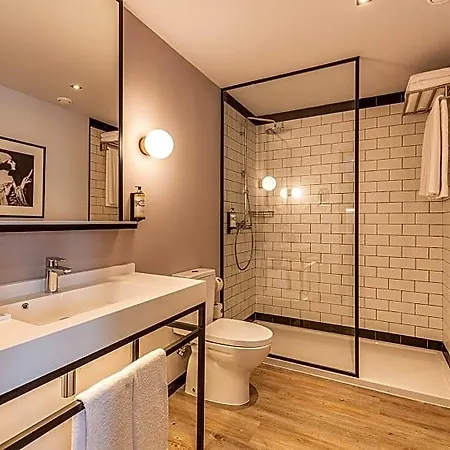 Pestana Vintage Center Hotel 4*