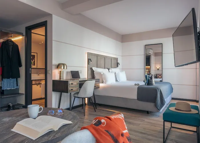 Pestana Vintage Center Hotel 4*