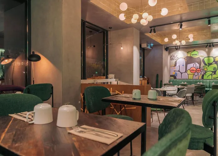 Pestana Vintage Center Hotel 4*