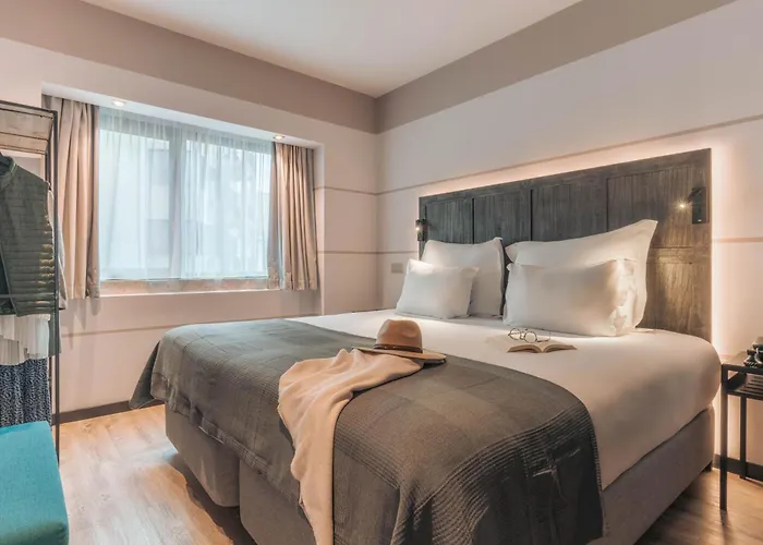 Pestana Vintage Center Hotel 4*